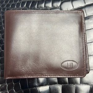 Dunhill Leather Embossed Logo Card Case Bi-fold Wallet Foldable Minimalist Brown